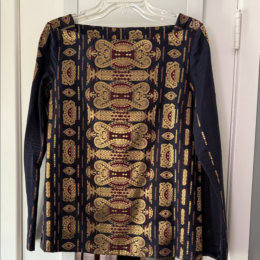 Tory Burch beautiful dark blue and Gold Patterned top.
